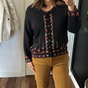 Icelandic Nordic Buttoned front Embroidered Silk  Cardigan. Size M‎